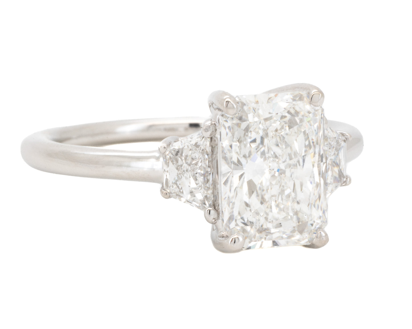 2.49ct Radiant Diamond Engagement Ring